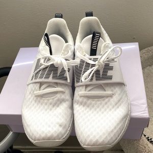 White Nike womens shoes